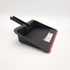 Clean Sweep Plastic Clip-On Dustpan