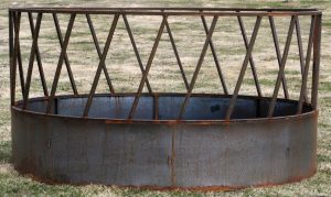 Real Tuff Skirted Bale Feeder, Calf